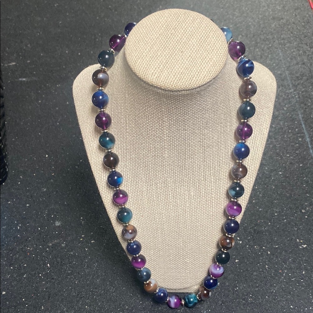 Elegant Multicolor Beaded Necklace